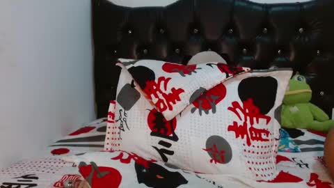 Snapshot of vkleiin chatting on 10/27/25, 10:58 Venus online show from 10/27/25, 10:58