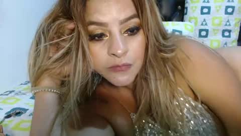 Snapshot of vkleiin chatting on 11/15/25, 11:43 Venus online show from 11/15/25, 11:43