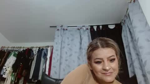 Venus online show from 03/28/26, 01:05