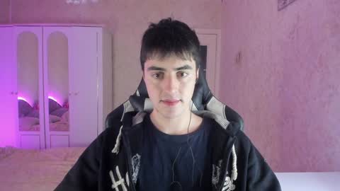 Snapshot of vlad1605 chatting on 01/13/25, 02:07 Martin online show from 01/13/25, 02:07