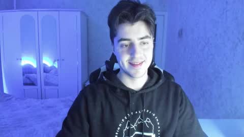 Snapshot of vlad1605 chatting on 03/02/25, 05:25 Martin online show from 03/02/25, 05:25