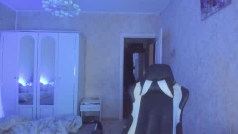 Snapshot of vlad1605 chatting on 03/12/25, 04:41 Martin online show from 03/12/25, 04:41