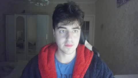 Snapshot of vlad1605 chatting on 10/10/25, 02:27 Martin online show from 10/10/25, 02:27