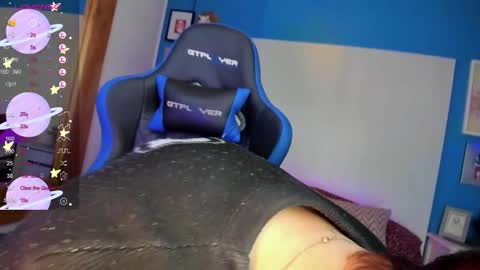 Snapshot of vladhellsing4 chatting on 01/30/25, 09:25 Vlad online show from 01/30/25, 09:25