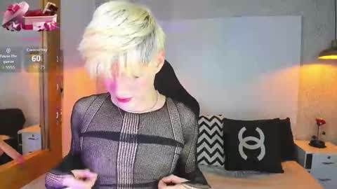 Snapshot of vladhellsing4 chatting on 01/17/26, 02:55 Vlad online show from 01/17/26, 02:55