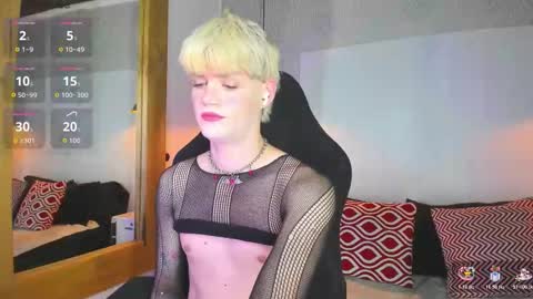 Snapshot of vladhellsing4 chatting on 01/31/26, 07:11 Vlad online show from 01/31/26, 07:11