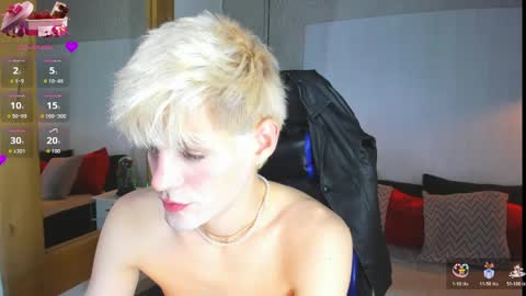 Snapshot of vladhellsing4 chatting on 04/28/26, 02:44 Vlad online show from 04/28/26, 02:44