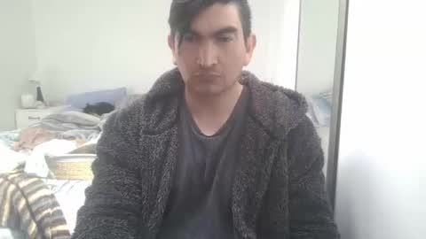 vladir_9 online show from 10/26/25, 12:44