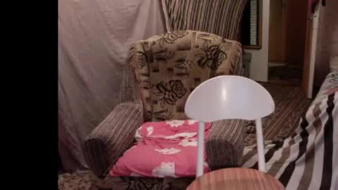 Snapshot of vladiskin chatting on 11/20/25, 05:29 Violetta Elysia online show from 11/20/25, 05:29