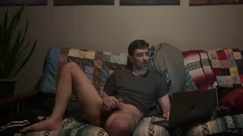 Snapshot of vohtjon chatting on 09/20/25, 08:15 renots online show from 09/20/25, 08:15