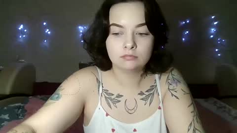 Snapshot of volshebnik_130 chatting on 01/07/25, 08:21 Volshebnik1302 online show from 01/07/25, 08:21