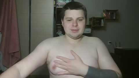 Snapshot of volshebnik_130 chatting on 03/03/25, 01:53 Volshebnik1302 online show from 03/03/25, 01:53