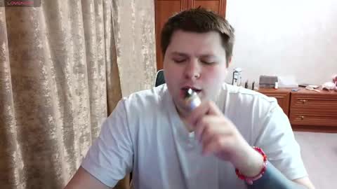 Volshebnik1302 online show from 03/21/26, 10:02