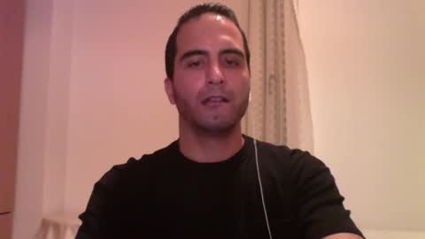 Snapshot of volve5 chatting on 12/14/24, 12:01 volve5 online show from 12/14/24, 12:01