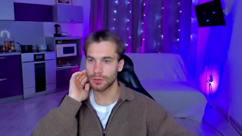 Snapshot of voody_voody chatting on 12/30/24, 05:23 voody_voody online show from 12/30/24, 05:23