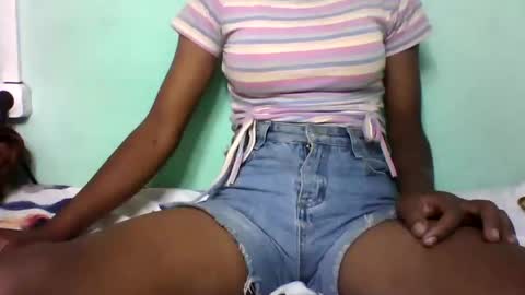 Snapshot of vounialdy chatting on 01/26/25, 08:14 vounialdy online show from 01/26/25, 08:14