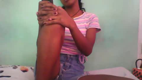 Snapshot of vounialdy chatting on 02/12/25, 05:37 vounialdy online show from 02/12/25, 05:37