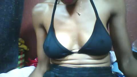 Snapshot of vounialdy chatting on 04/14/26, 05:52 vounialdy online show from 04/14/26, 05:52