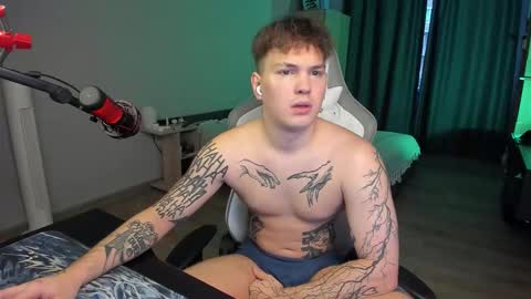 vova online show from 11/25/25, 12:05