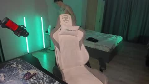 vova online show from 02/19/26, 10:11