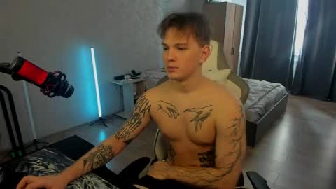 vova online show from 04/01/26, 10:16