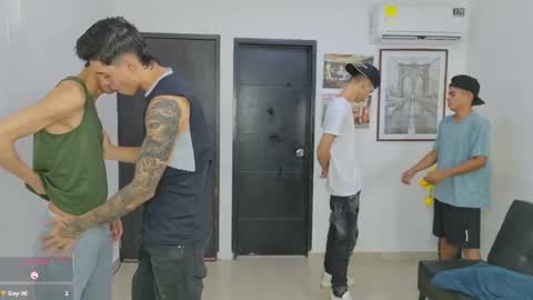 voyeurism_guys online show from 05/11/26, 11:02