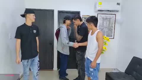 voyeurism_guys online show from 06/10/26, 10:30