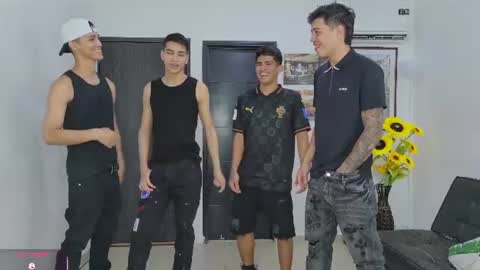 voyeurism_guys online show from 06/13/26, 10:29