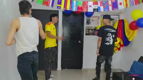 voyeurism_guys online show from 06/25/26, 10:58