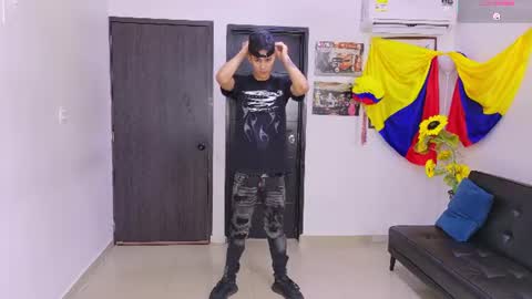 voyeurism_guys online show from 07/12/26, 10:34