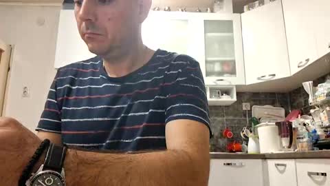 Snapshot of vozd chatting on 03/10/25, 09:18 sweetcock online show from 03/10/25, 09:18