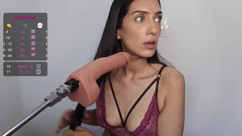 vsantini_ online show from 09/24/25, 10:24