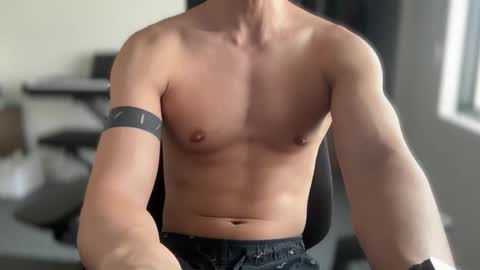 Vuston online show from 10/17/25, 03:20