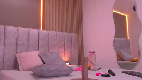 Violeta online show from 02/03/26, 06:22