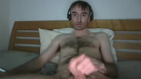 Snapshot of vwelad6969 chatting on 03/09/25, 06:17 hung boy online show from 03/09/25, 06:17
