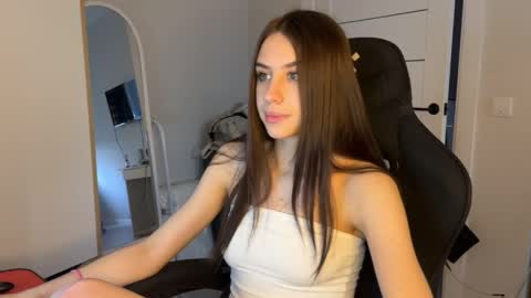 Arina online show from 04/17/26, 09:45