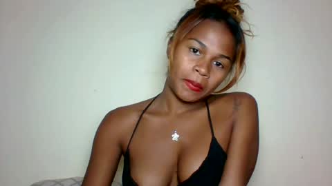vynarahot online show from 06/11/26, 05:55