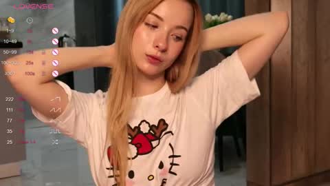 Snapshot of w1xll chatting on 11/14/25, 04:55 Nana online show from 11/14/25, 04:55