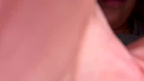 Snapshot of w2456 chatting on 01/13/26, 11:32 w2456 online show from 01/13/26, 11:32