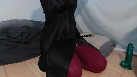 Rose online show from 11/09/25, 11:36