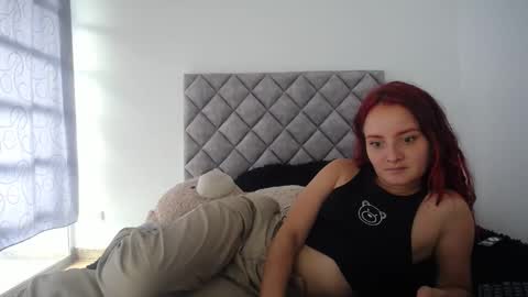 Snapshot of wade_wil chatting on 02/25/25, 06:31 wade and antonella online show from 02/25/25, 06:31