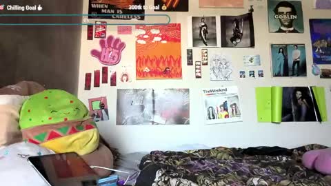 marz online show from 04/11/26, 03:27