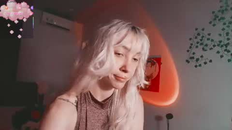 Waifu exe online show from 06/10/26, 07:29