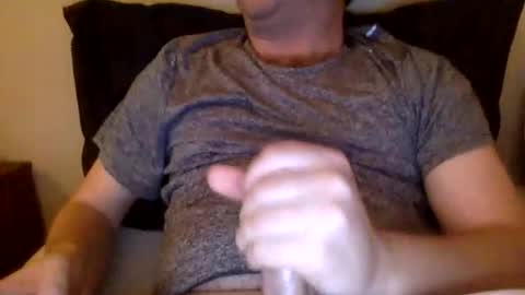 Snapshot of wakandaforever9 chatting on 11/12/25, 10:20 wowaweeman online show from 11/12/25, 10:20