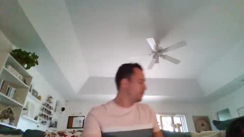 Snapshot of wakandalive chatting on 12/25/24, 09:33 wakandalive online show from 12/25/24, 09:33