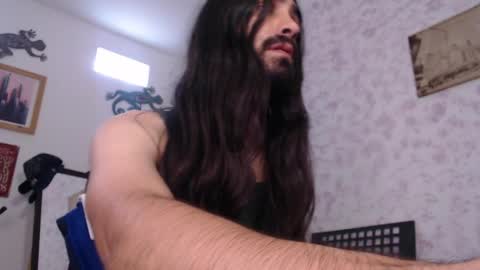 John online show from 04/11/26, 08:46