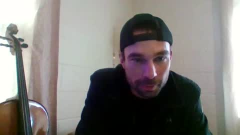 Snapshot of waketomyd chatting on 11/20/25, 03:23 WakeToMyD online show from 11/20/25, 03:23