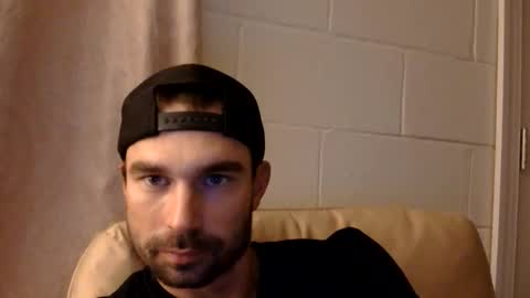 Snapshot of waketomyd chatting on 11/21/25, 07:18 WakeToMyD online show from 11/21/25, 07:18