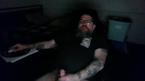 Snapshot of wakeupthedead77 chatting on 02/16/25, 08:54 Mr. Dead online show from 02/16/25, 08:54