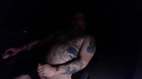 Snapshot of wakeupthedead77 chatting on 09/16/25, 04:35 Mr. Dead online show from 09/16/25, 04:35